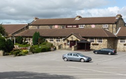 Manor Farm Public House